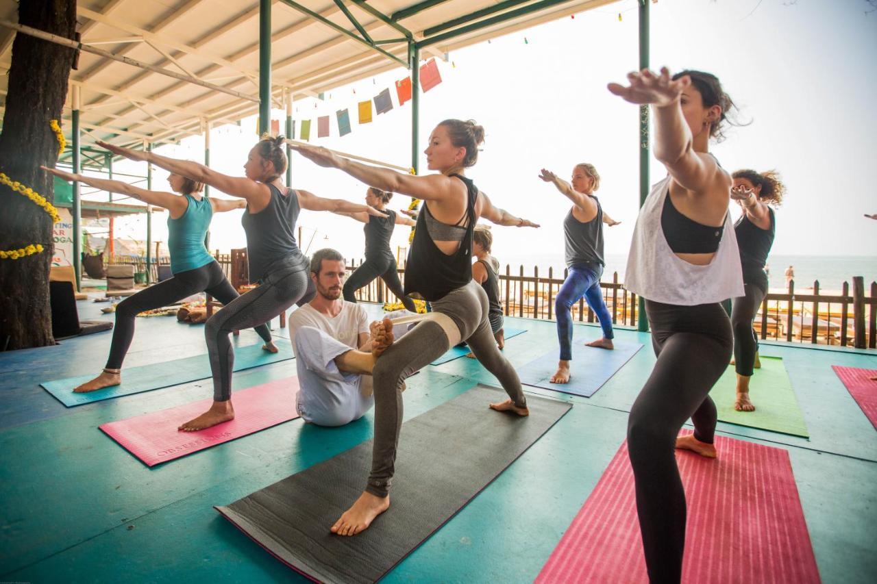 Kranti Yoga Tradition - Beach Resort Patnem Beach ภายนอก รูปภาพ
